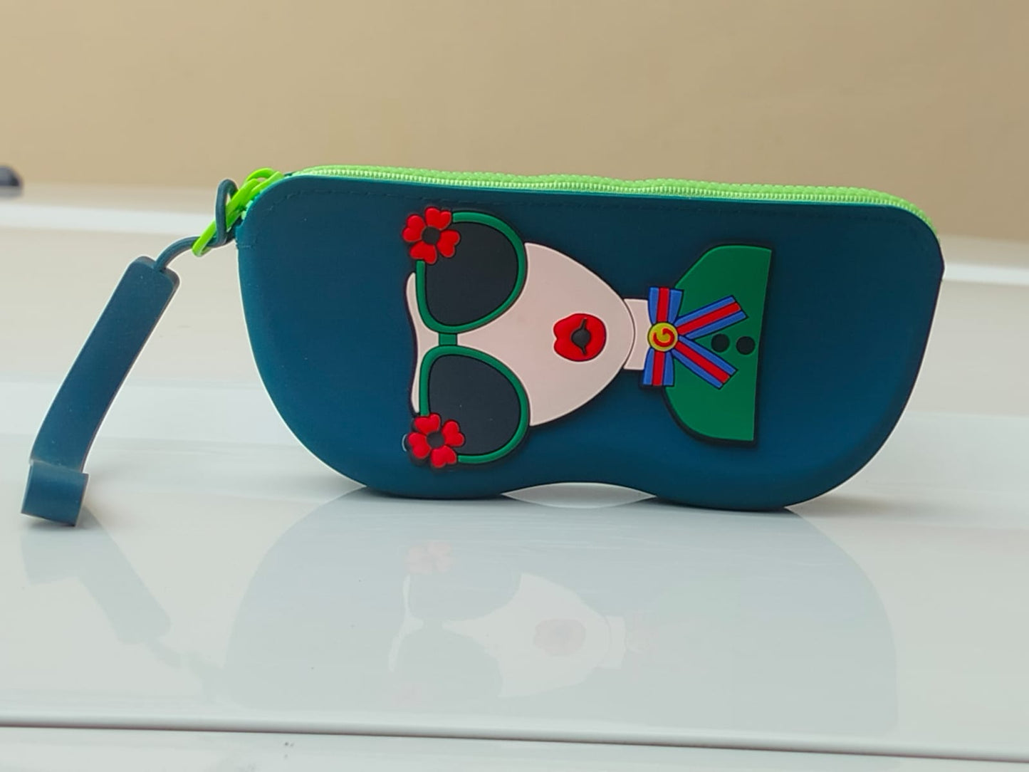 Green Silicone Glasses Case with Carrying Strap